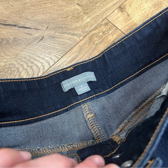New York and Company dark denim cuff short - Size 0 - Picture 5 of 7